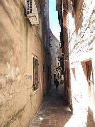 64: DSCN5668