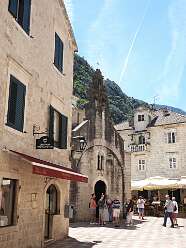 103: DSCN5708